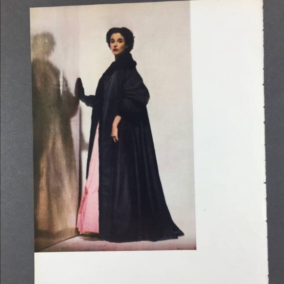 ! 1 Page/2 Sides frm VTG 1951 Photo Book, White Sandals, Model in Historic Photo - Picture 2 of 6